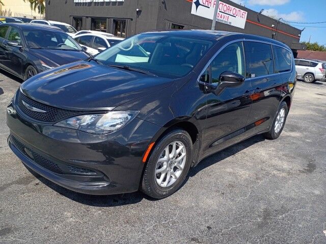 2022 Chrysler Voyager (fleet-only) LX Davie FL