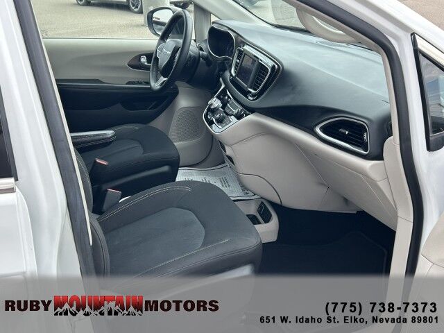 2022 Chrysler Voyager (fleet-only) LX Elko NV