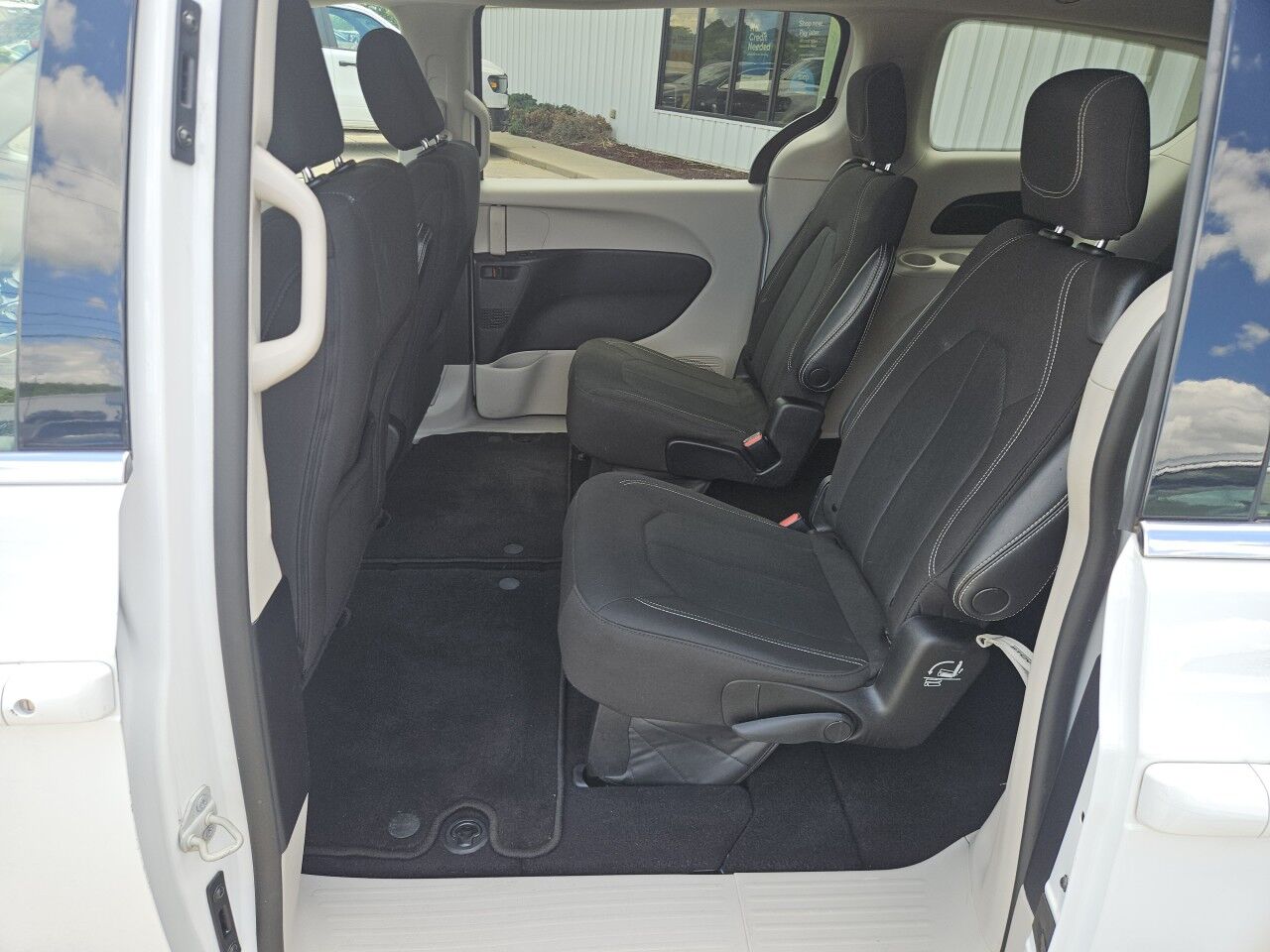 2022 Chrysler Voyager (fleet-only) LX Marietta OH