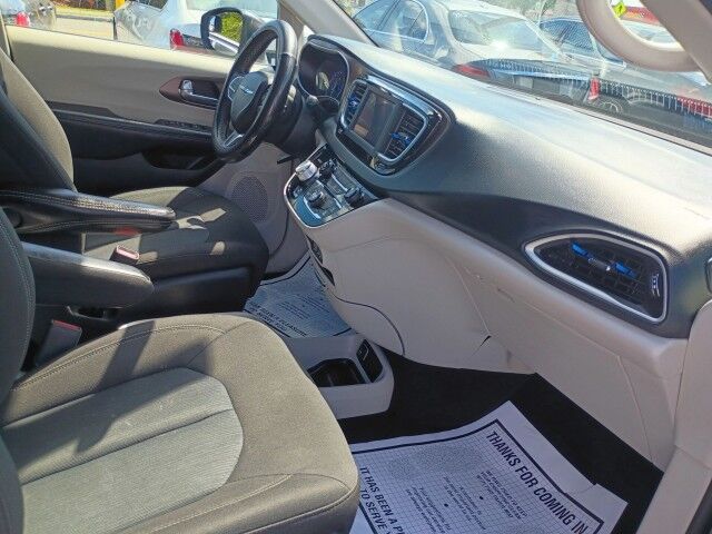 2022 Chrysler Voyager (fleet-only) LX Davie FL