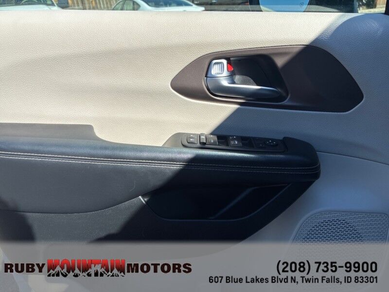 2022 Chrysler Voyager (fleet-only) LX Twin Falls ID