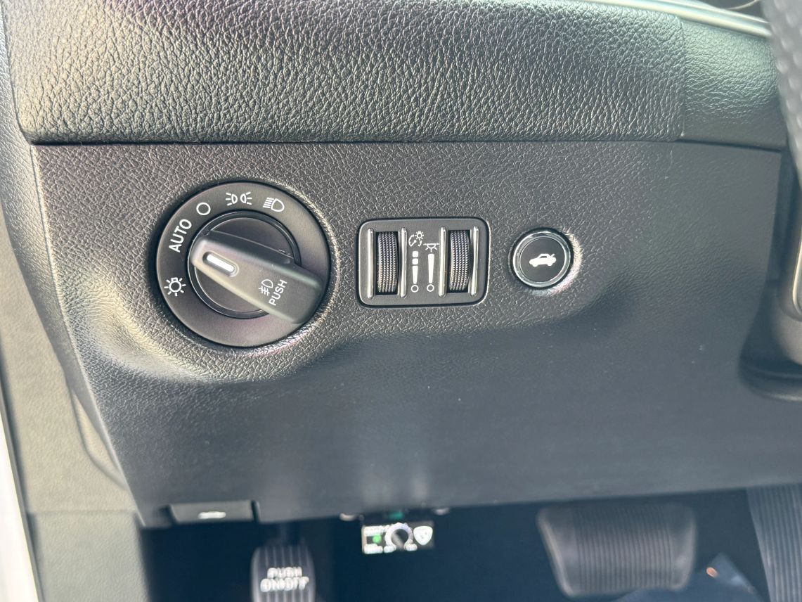 2022 Dodge Challenger GT Coupe 2D