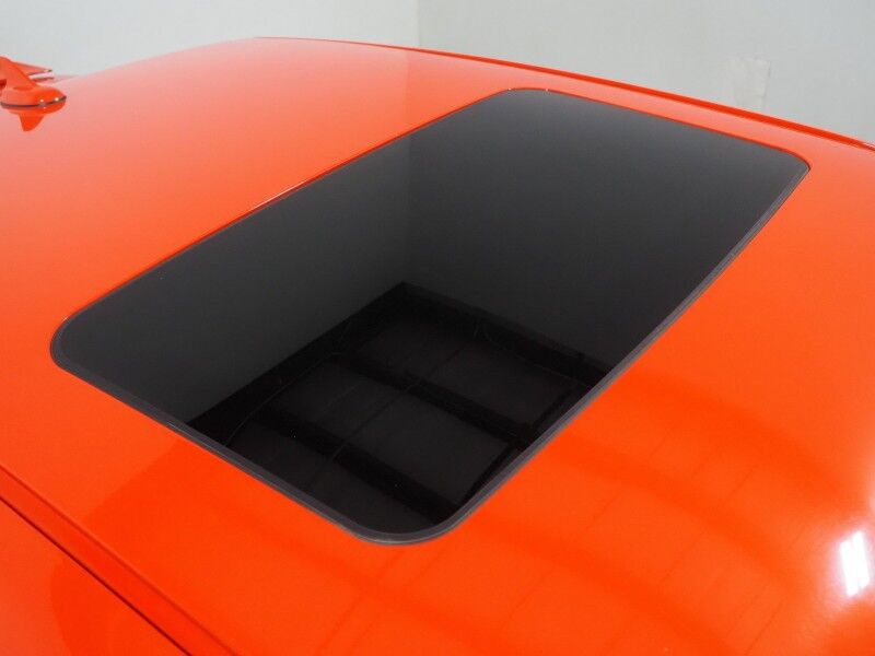 2022 Dodge Challenger GT RWD *PLUS PKG, BLIND SPOT ALERT, BACKUP-CAMERA, COLOR TOUCHSCREEN, MOONROOF, ALCANTARA/NAPPA LEATHER, CLIMATE SEATS, HEATED STEERING, REMOTE START, 20 INCH WHEELS, HID HEADLIGHTS, ALPINE AUDIO, ANDROID & APPLE Round Rock TX
