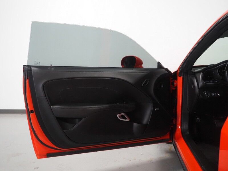 2022 Dodge Challenger GT RWD *PLUS PKG, BLIND SPOT ALERT, BACKUP-CAMERA, COLOR TOUCHSCREEN, MOONROOF, ALCANTARA/NAPPA LEATHER, CLIMATE SEATS, HEATED STEERING, REMOTE START, 20 INCH WHEELS, HID HEADLIGHTS, ALPINE AUDIO, ANDROID & APPLE Round Rock TX