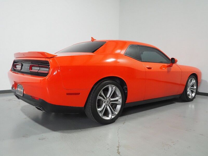 2022 Dodge Challenger GT RWD *PLUS PKG, BLIND SPOT ALERT, BACKUP-CAMERA, COLOR TOUCHSCREEN, MOONROOF, ALCANTARA/NAPPA LEATHER, CLIMATE SEATS, HEATED STEERING, REMOTE START, 20 INCH WHEELS, HID HEADLIGHTS, ALPINE AUDIO, ANDROID & APPLE Round Rock TX