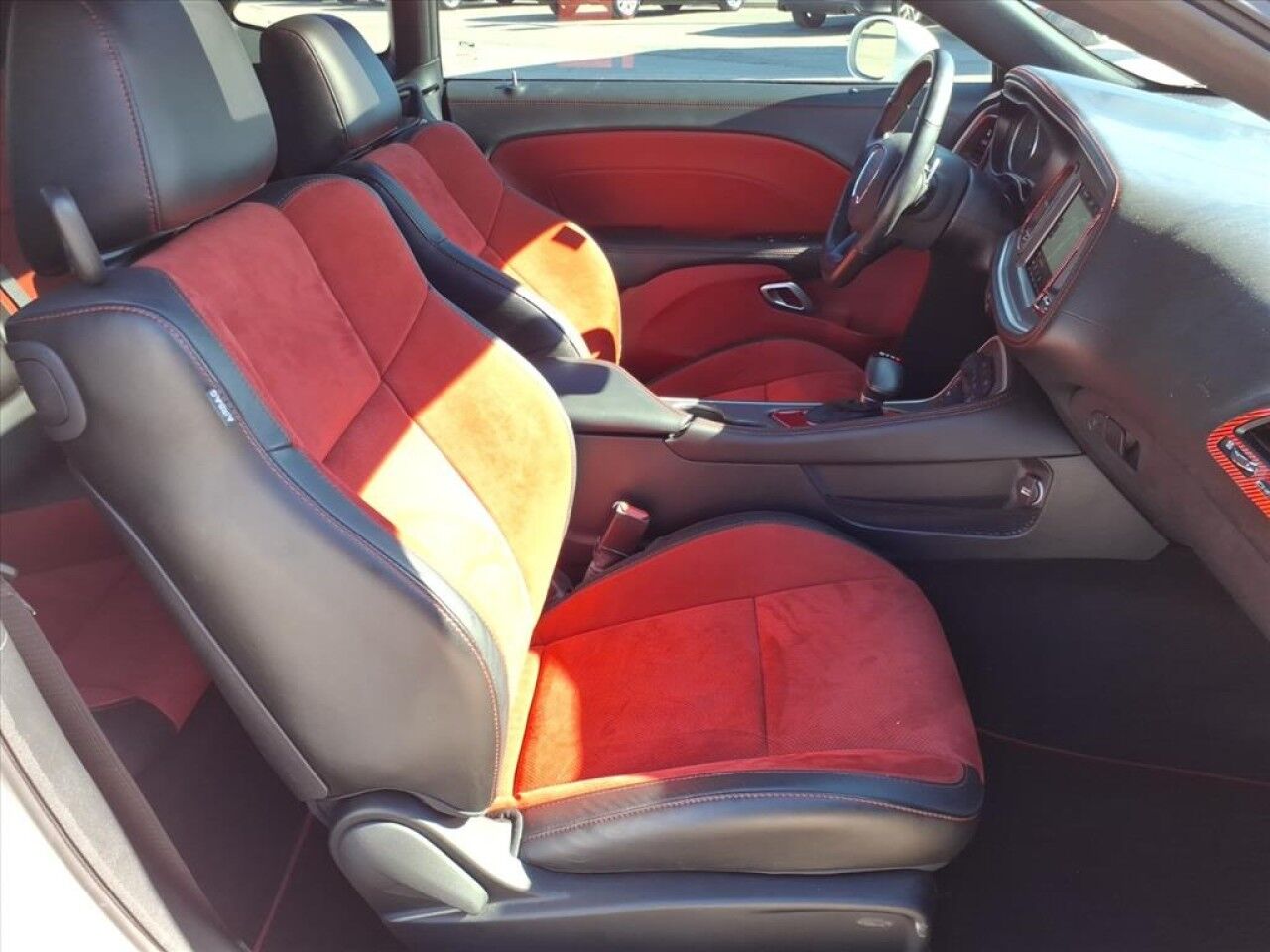 2022 Dodge Challenger R/T Uvalde TX