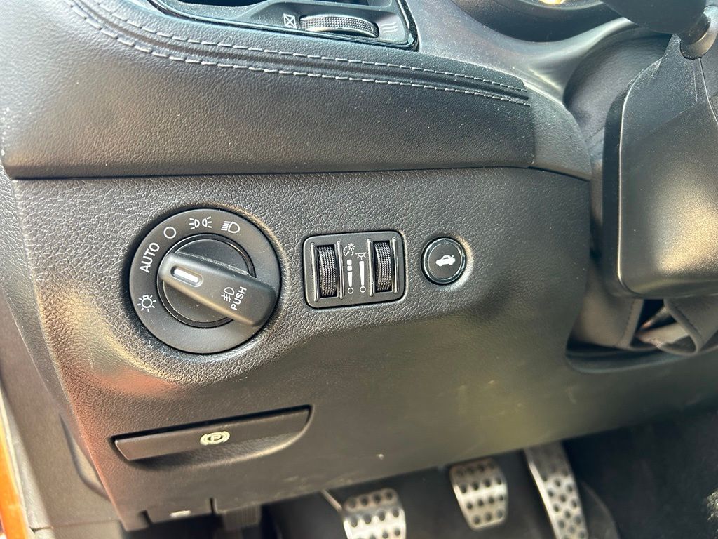 2022 Dodge Challenger R/T Crestwood KY