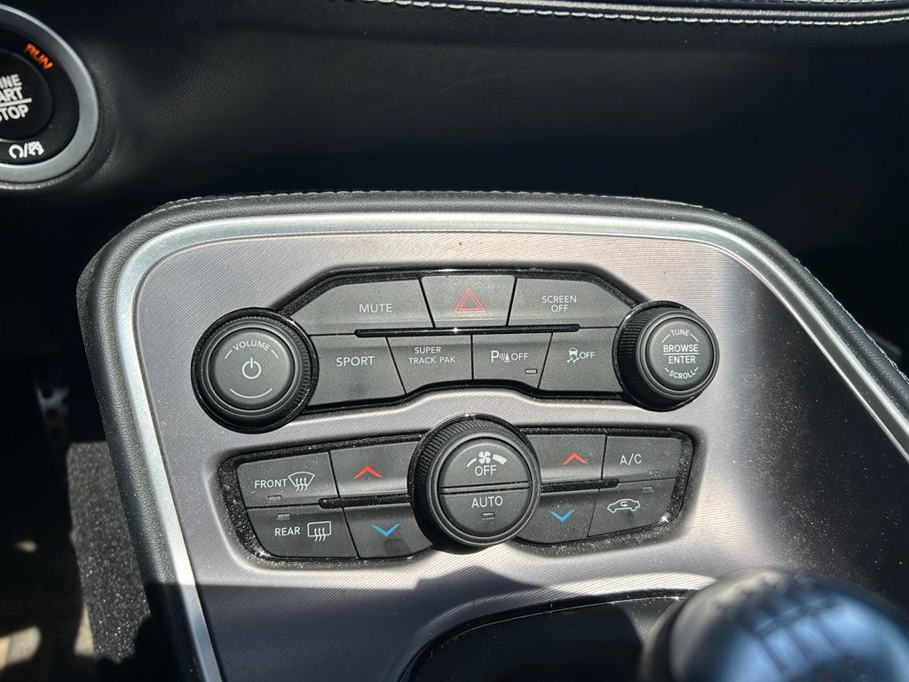 2022 Dodge Challenger R/T Crestwood KY