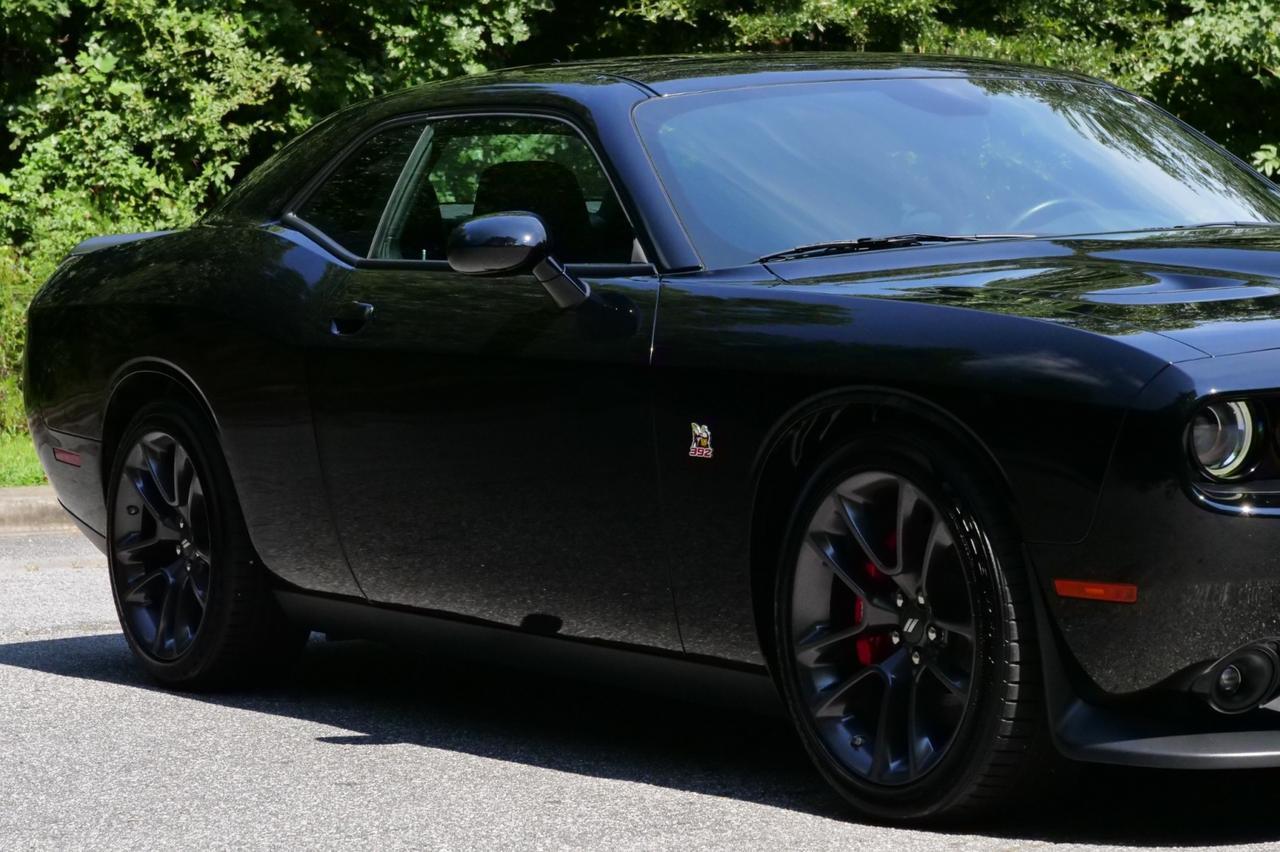 2022 Dodge Challenger R/T Scat Pack / Convenience Group / Sunroof / 6.4L V8! Lincolnton NC