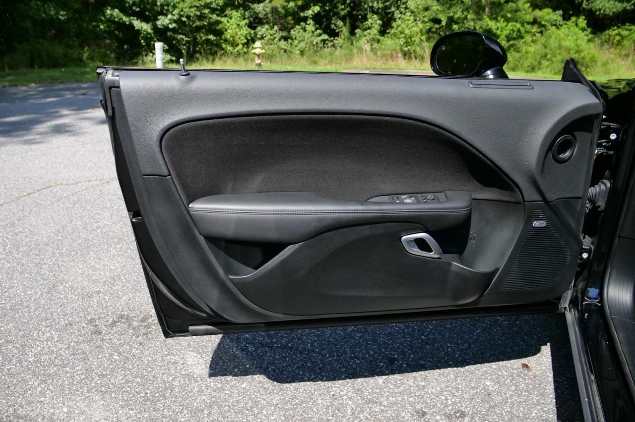2022 Dodge Challenger R/T Scat Pack / Convenience Group / Sunroof / 6.4L V8! Lincolnton NC