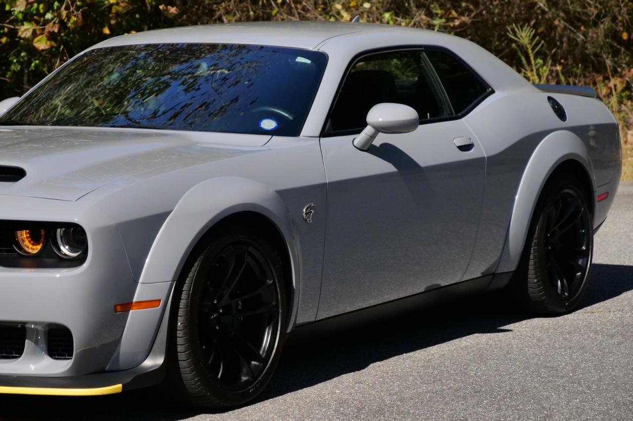 2022 Dodge Challenger SRT Hellcat Widebody / Plus Package / Laguna Leather! Lincolnton NC