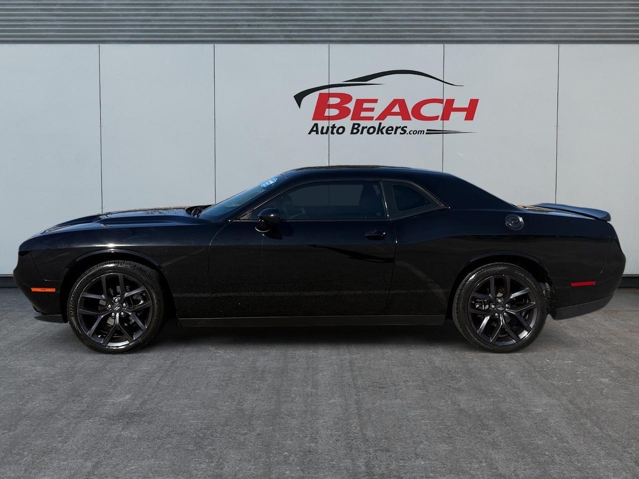 2022 Dodge Challenger SXT, BACKUP CAMERA, APPLE CARPLAY/ANDROID AUTO, KEYLESS START, REMOTE START, POWER AND HEATED MIRRORS, REAR SPOILER, CLEAN CARFAX, ONLY 1 OWNER!