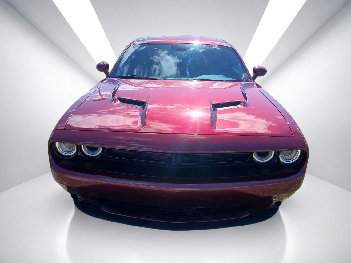 2022 Dodge Challenger SXT Coupe 2D