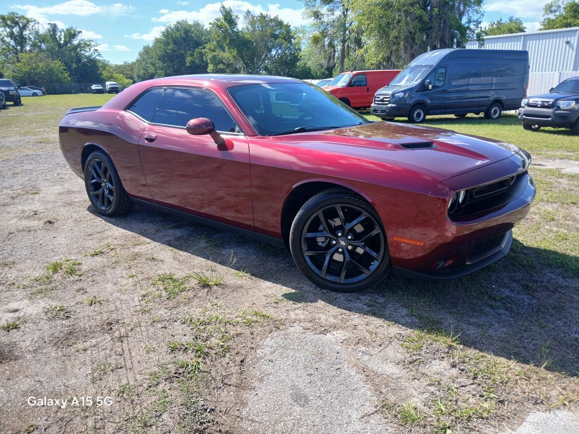 2022 Dodge Challenger SXT Coupe 2D