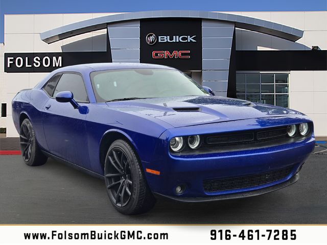 2022 Dodge Challenger SXT