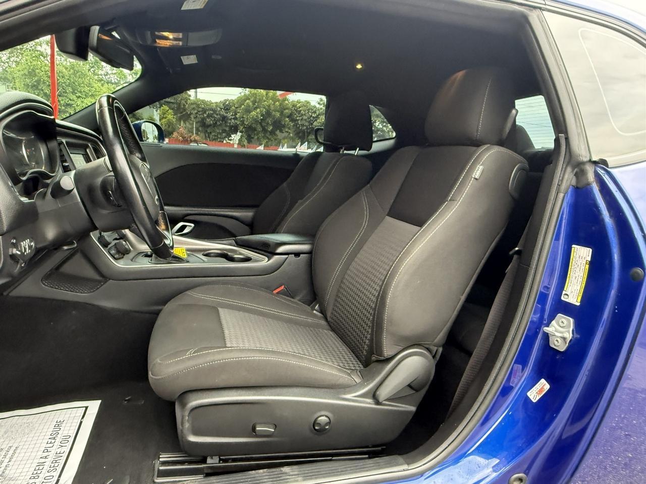 2022 Dodge Challenger SXT Miami FL