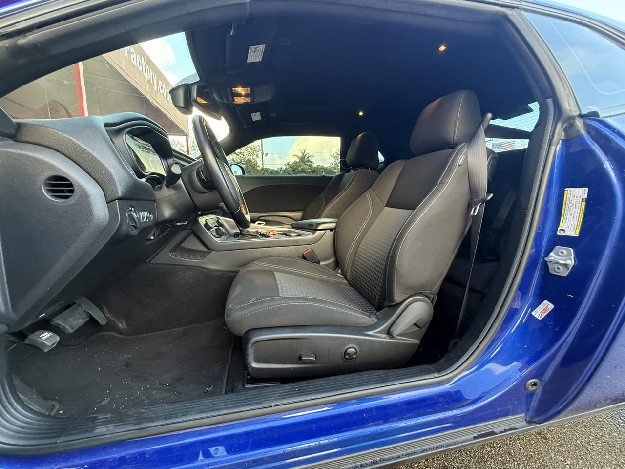 2022 Dodge Challenger SXT Miami FL