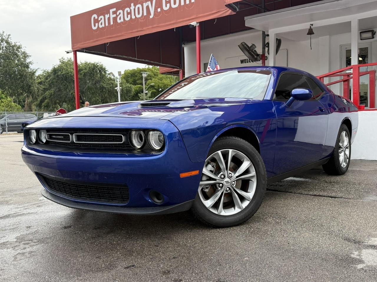 2022 Dodge Challenger SXT