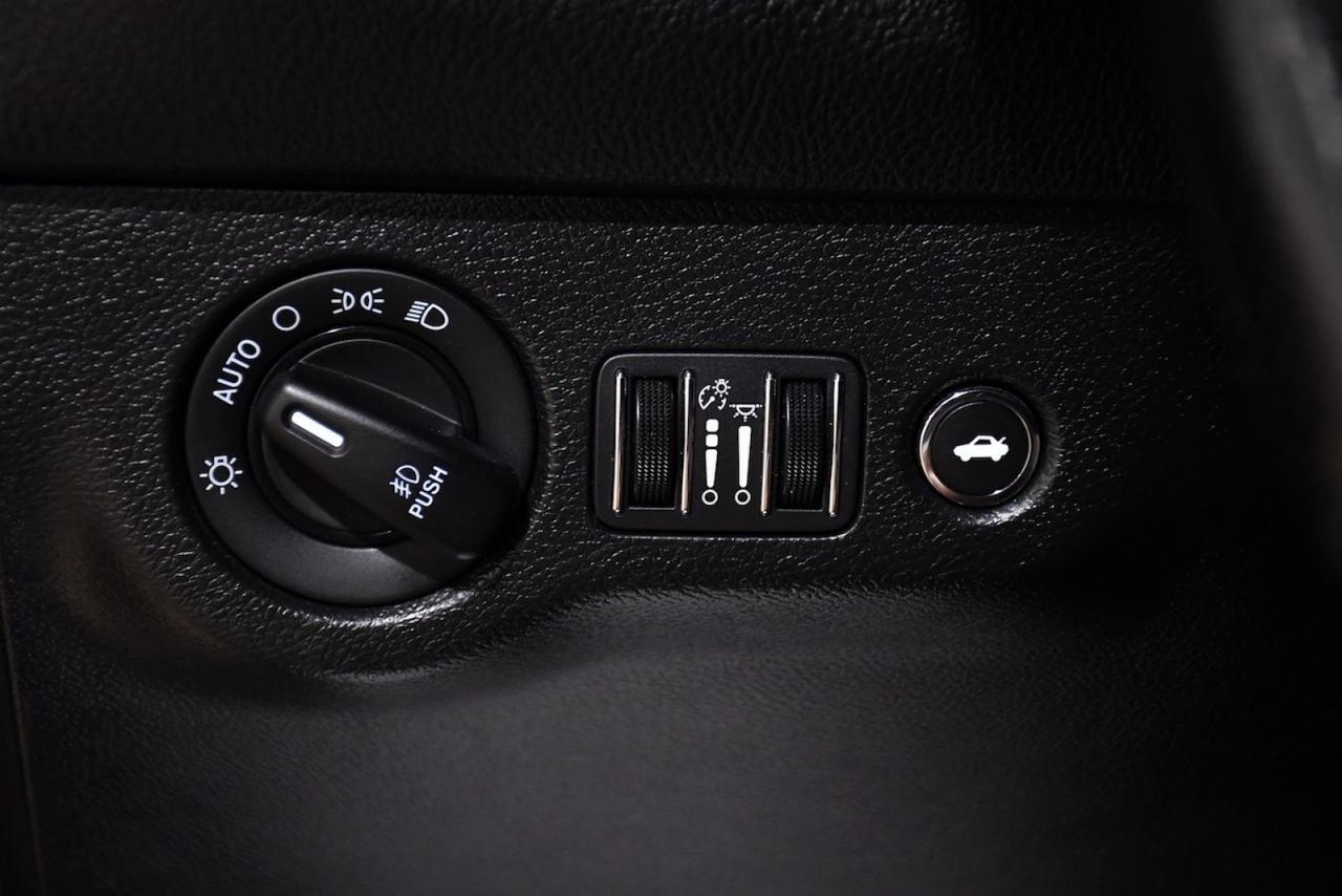 2022 Dodge Challenger SXT Miami FL