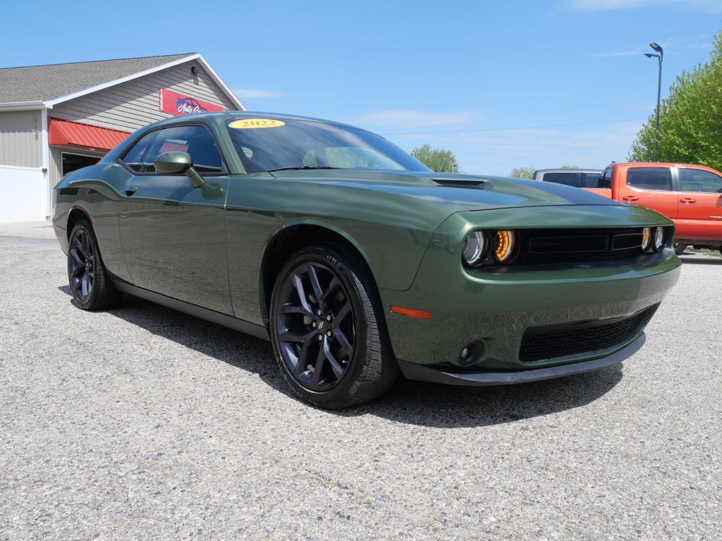 2022 Dodge Challenger SXT