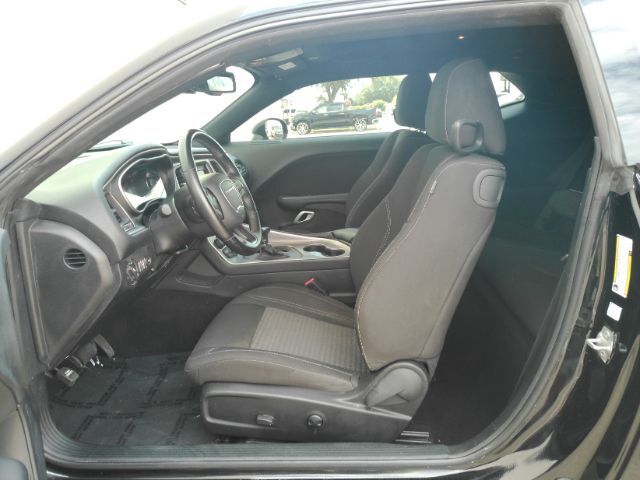 2022 Dodge Challenger SXT Plano TX