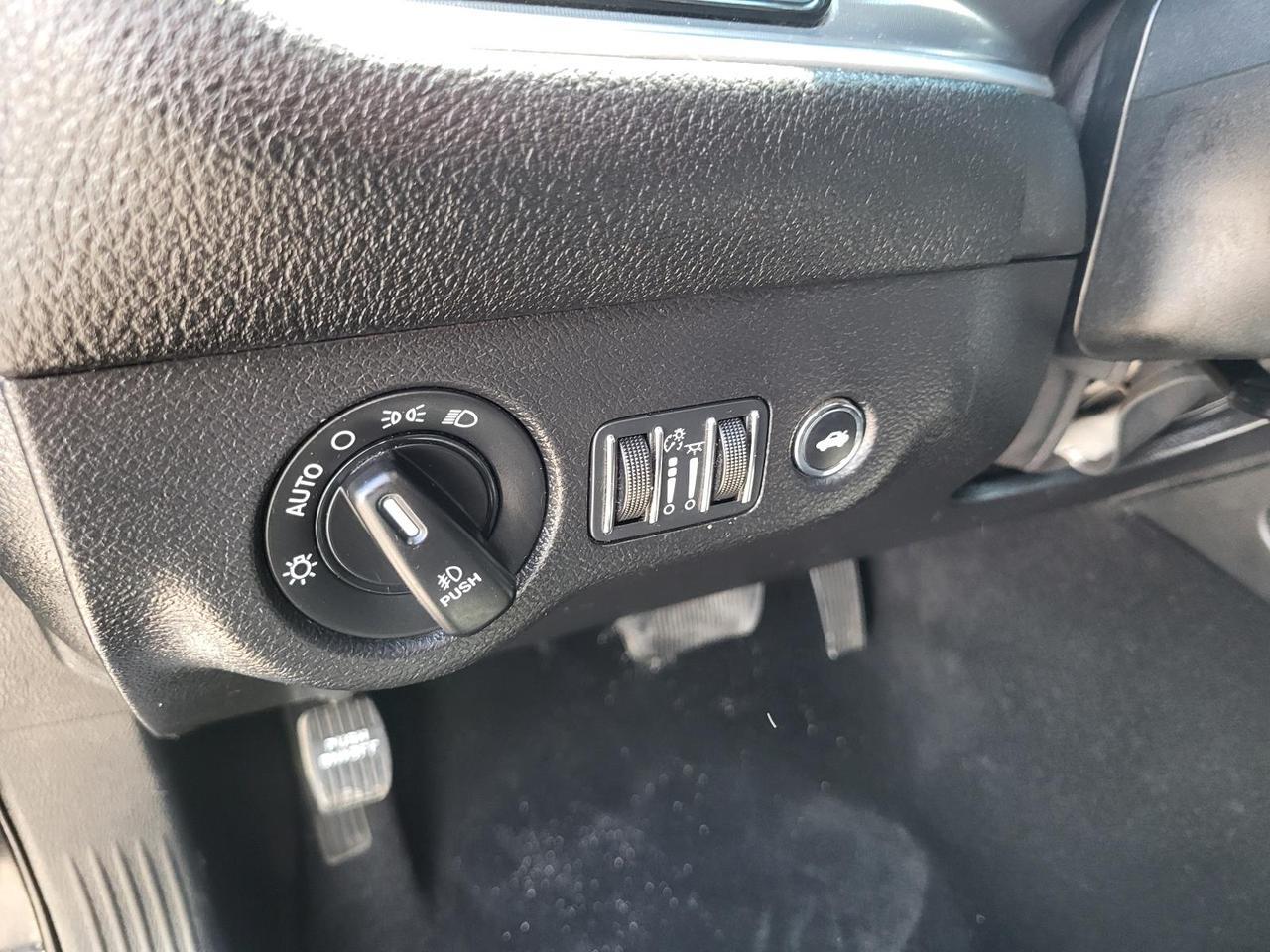 2022 Dodge Challenger SXT RWD Beeville TX