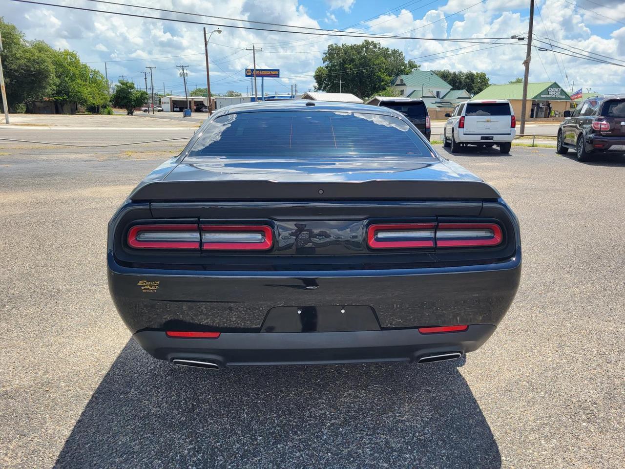 2022 Dodge Challenger SXT RWD Beeville TX