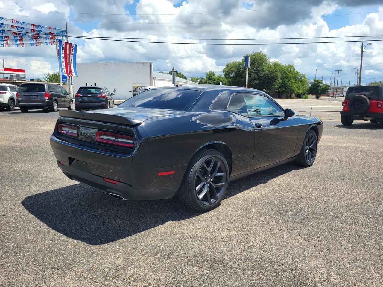 2022 Dodge Challenger SXT RWD Beeville TX