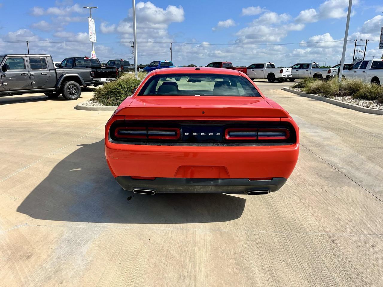 2022 Dodge Challenger SXT Castroville TX