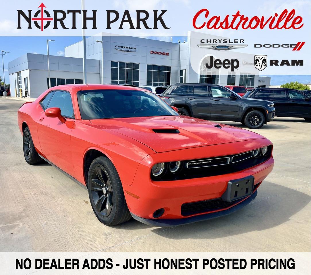 2022 Dodge Challenger SXT Castroville TX