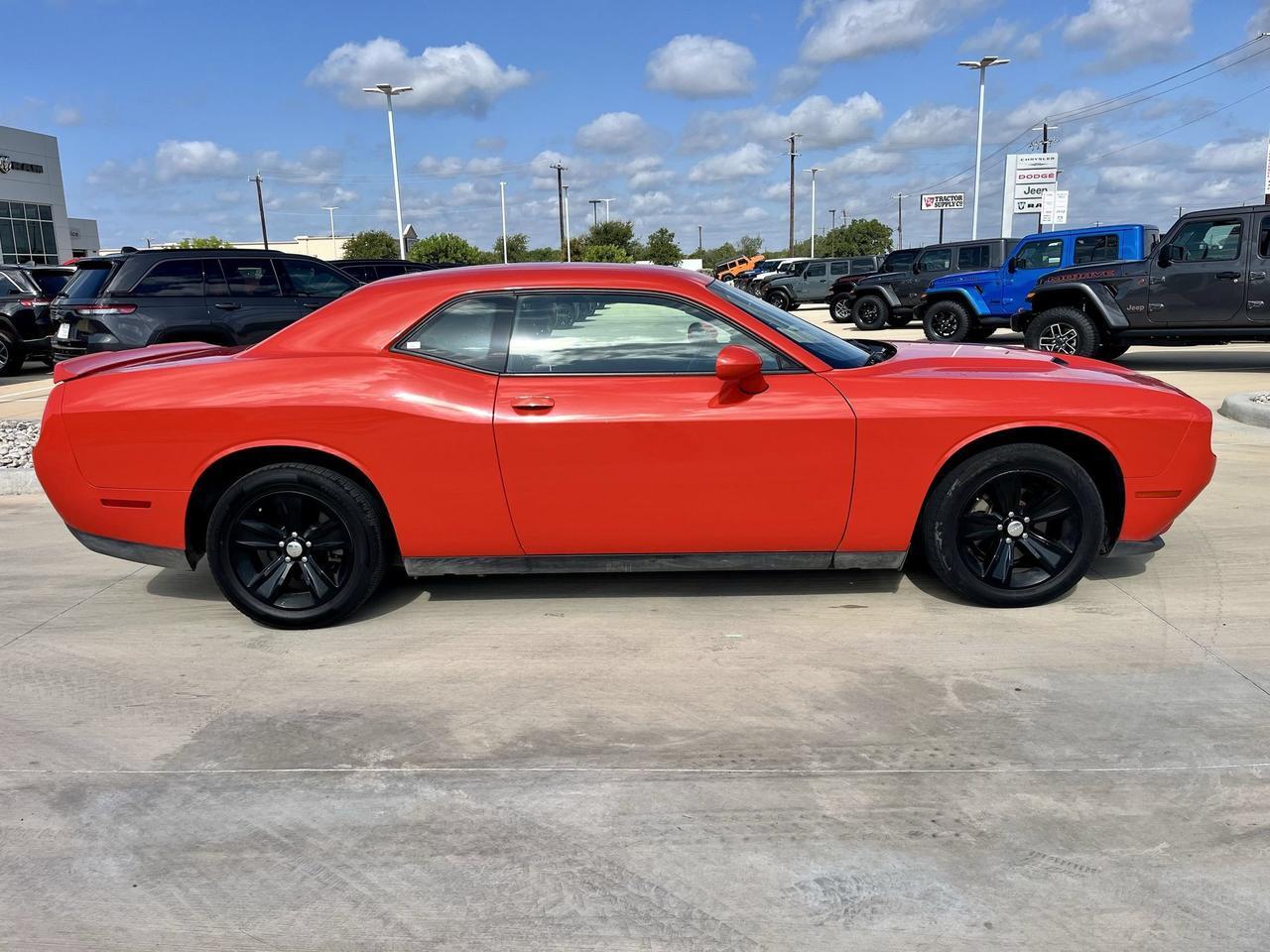 2022 Dodge Challenger SXT Castroville TX