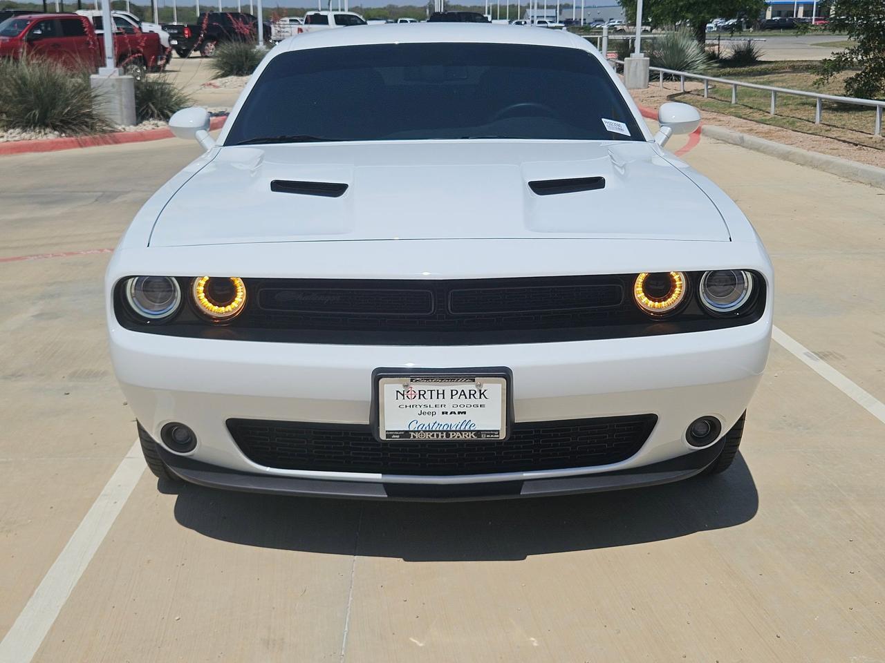 2022 Dodge Challenger SXT Castroville TX