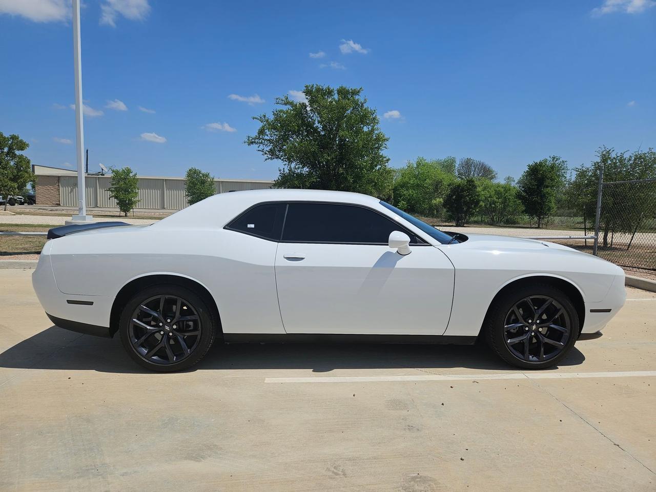 2022 Dodge Challenger SXT Castroville TX