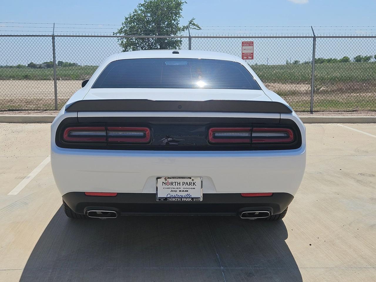 2022 Dodge Challenger SXT Castroville TX