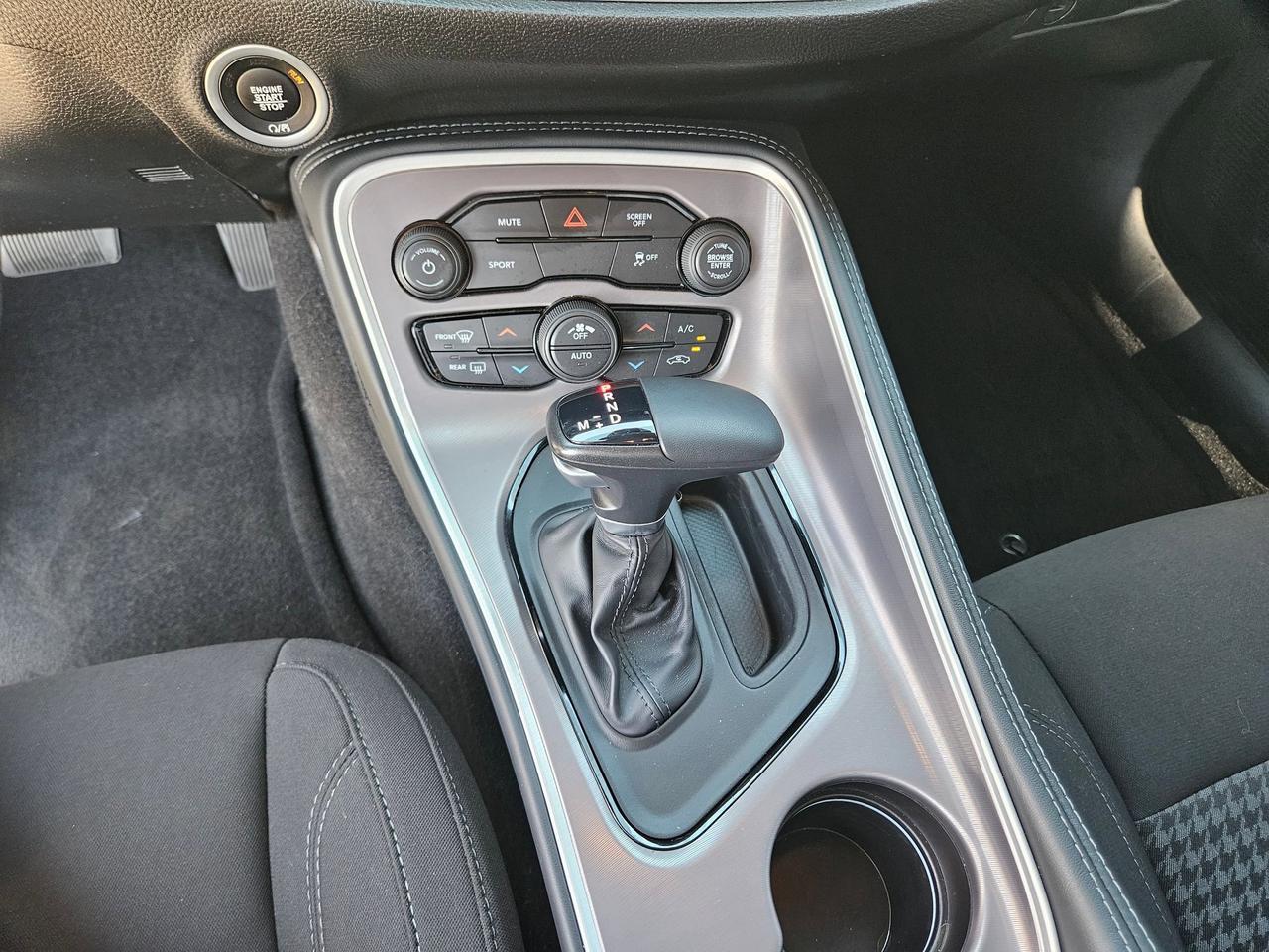 2022 Dodge Challenger SXT Castroville TX