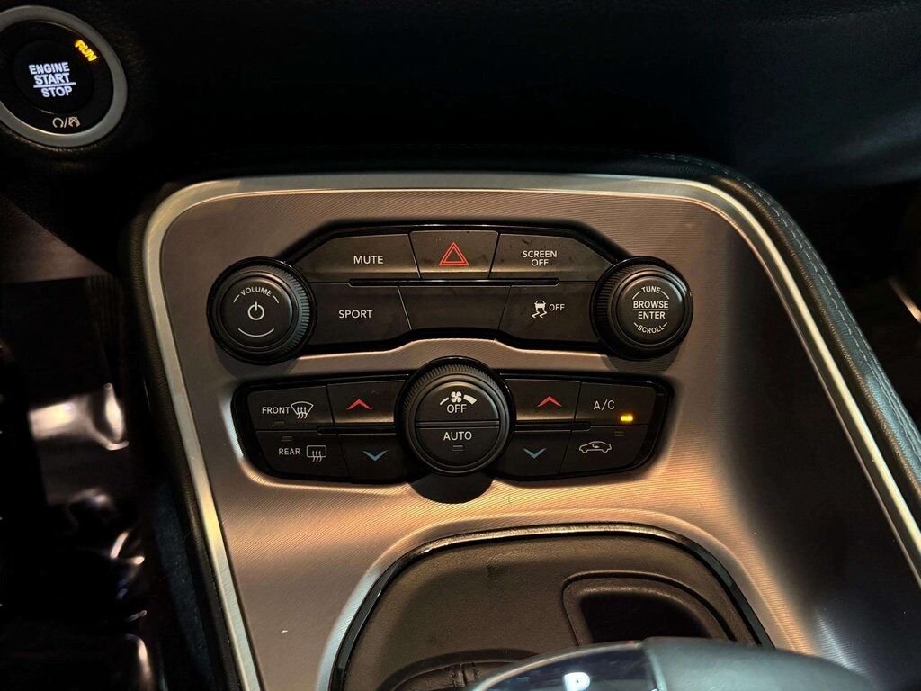 2022 Dodge Challenger SXT w/Blacktop Pkg San Clemente CA