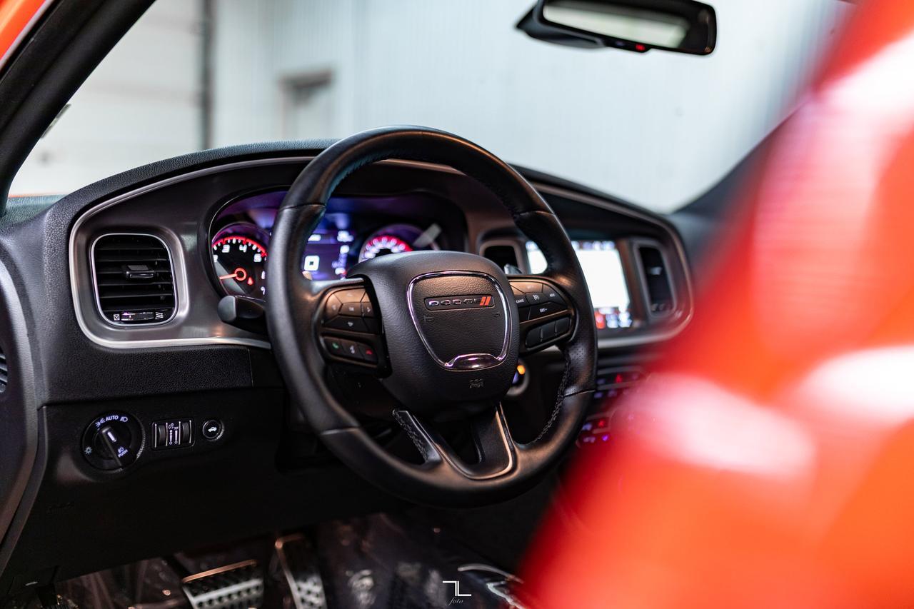 2022 Dodge Charger AWD SXT Nav Roof BCam Red Deer AB