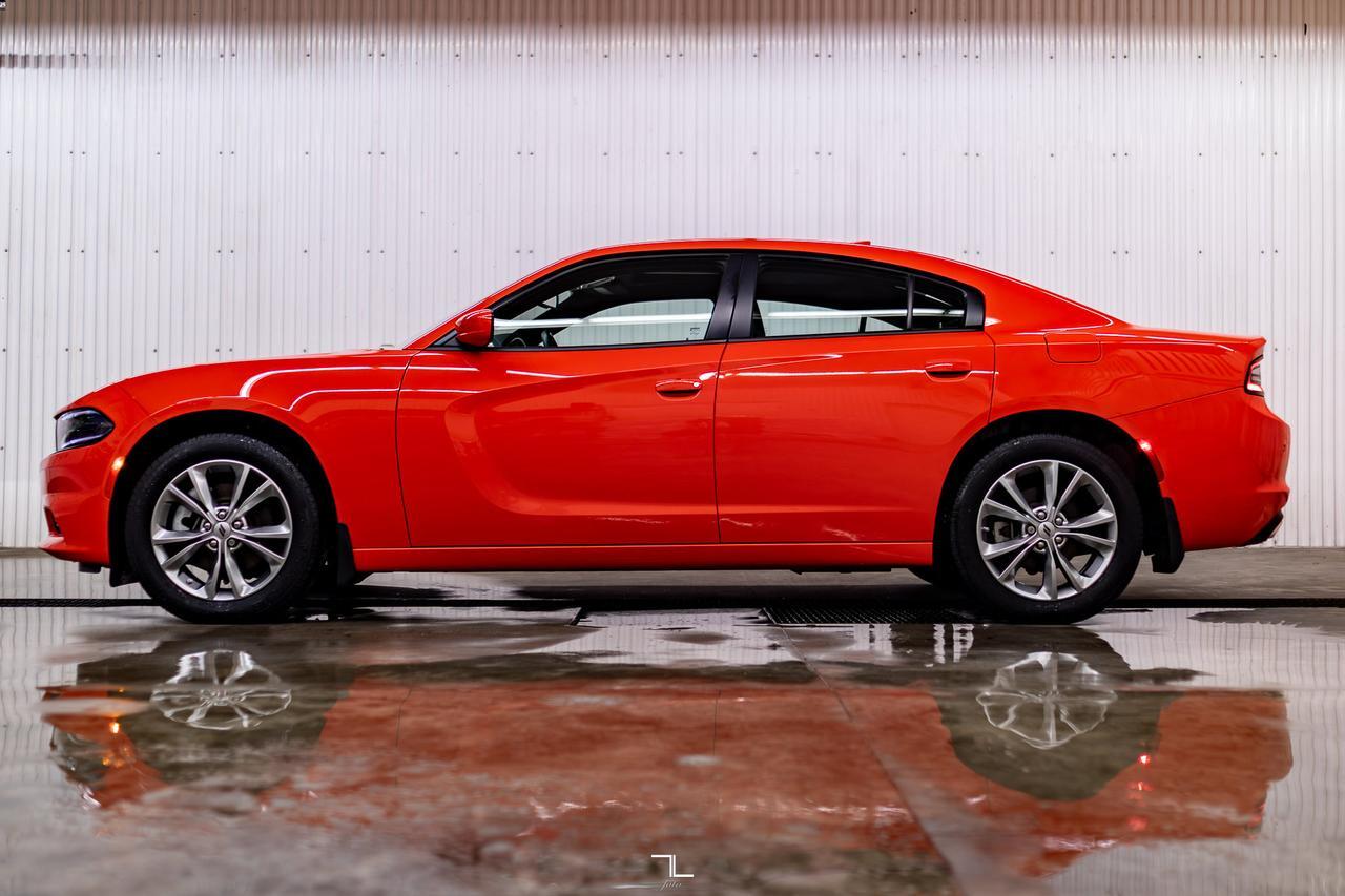 2022 Dodge Charger AWD SXT Nav Roof BCam Red Deer AB
