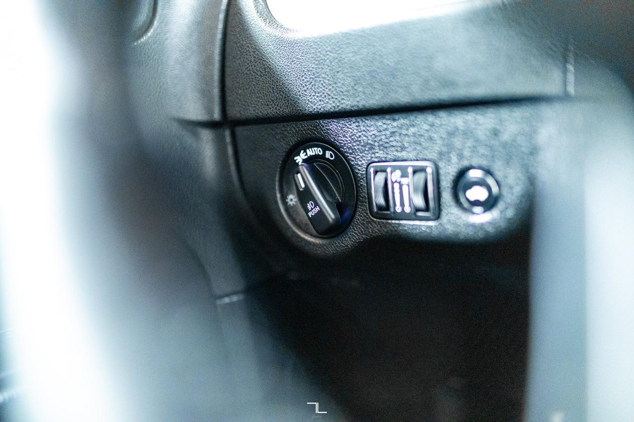 2022 Dodge Charger AWD SXT Nav Roof BCam Red Deer AB