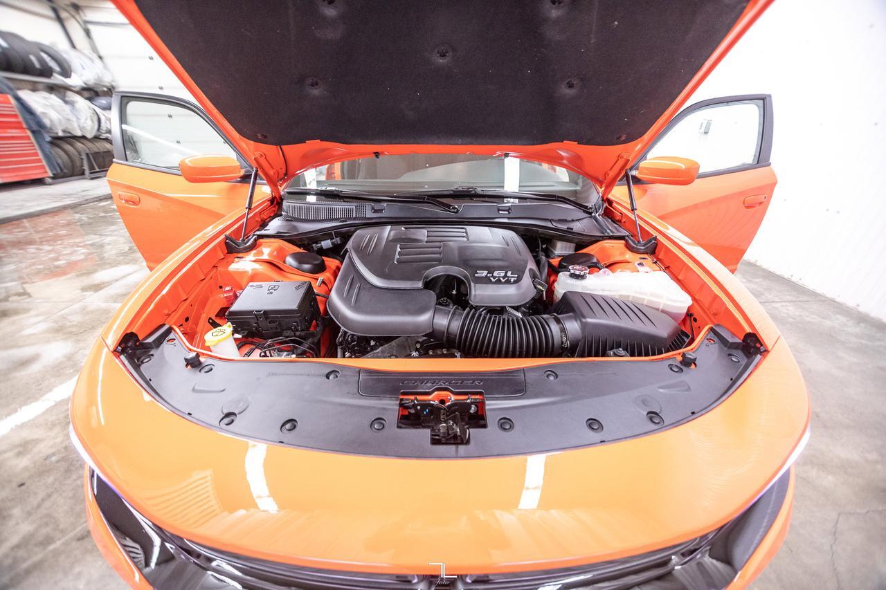 2022 Dodge Charger AWD SXT Nav Roof BCam Red Deer AB