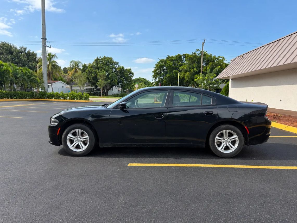2022 Dodge Charger SXT Sedan 4D Hollywood FL