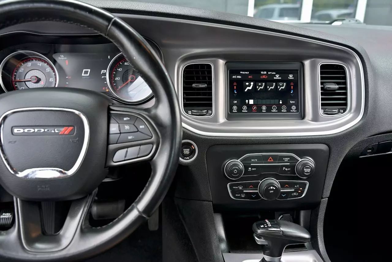 2022 Dodge Charger SXT Sedan 4D Doral FL