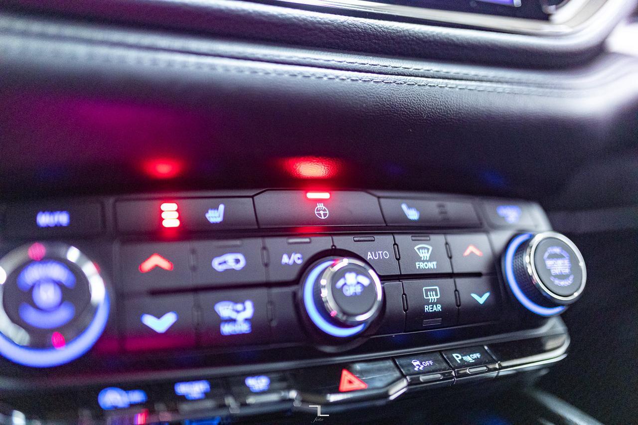 2022 Dodge Durango AWD SXT Nav Roof BCam Red Deer AB