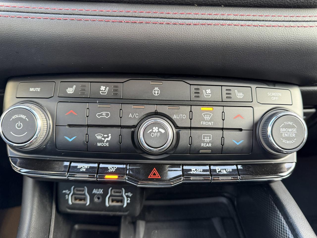 2022 Dodge Durango RT AWD SUV | Low KMs | HEMI V8 | Nappa Leather | 6 Passenger | Backup Camera Redwater AB