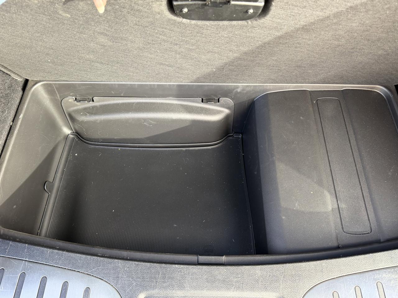 2022 Dodge Durango RT AWD SUV | Low KMs | HEMI V8 | Nappa Leather | 6 Passenger | Backup Camera Redwater AB