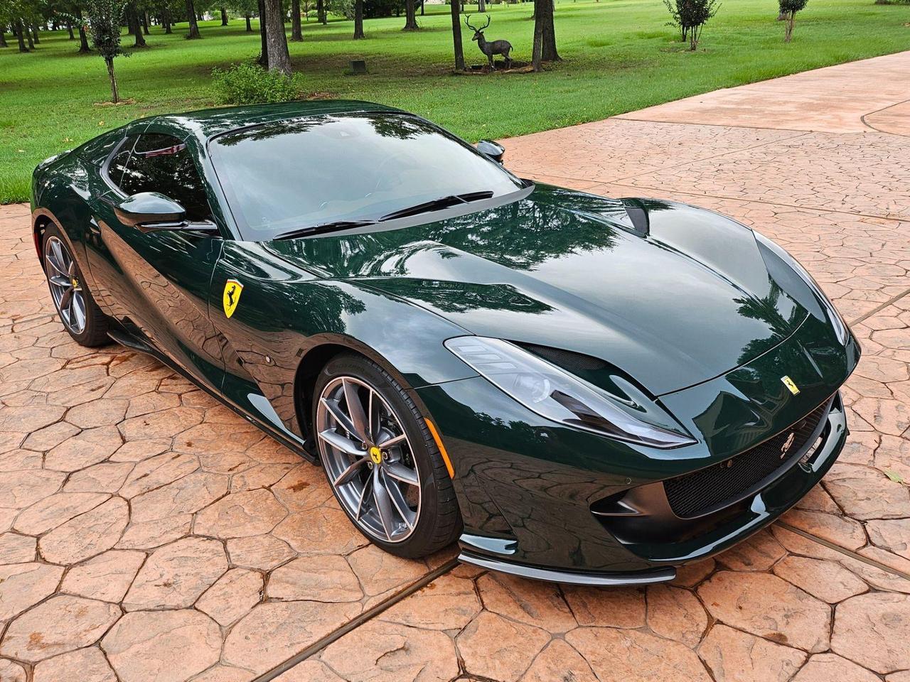 2022 Ferrari 812 GTS