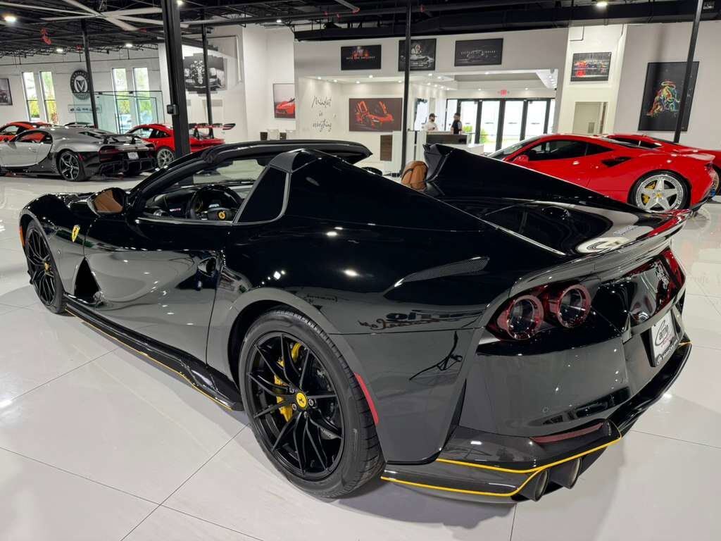 2022 Ferrari 812 GTS Nero B/B paint, Cuoio interior, suspension lifter, forged racing wheels, carbon galore AND MORE!! Fort Lauderdale FL