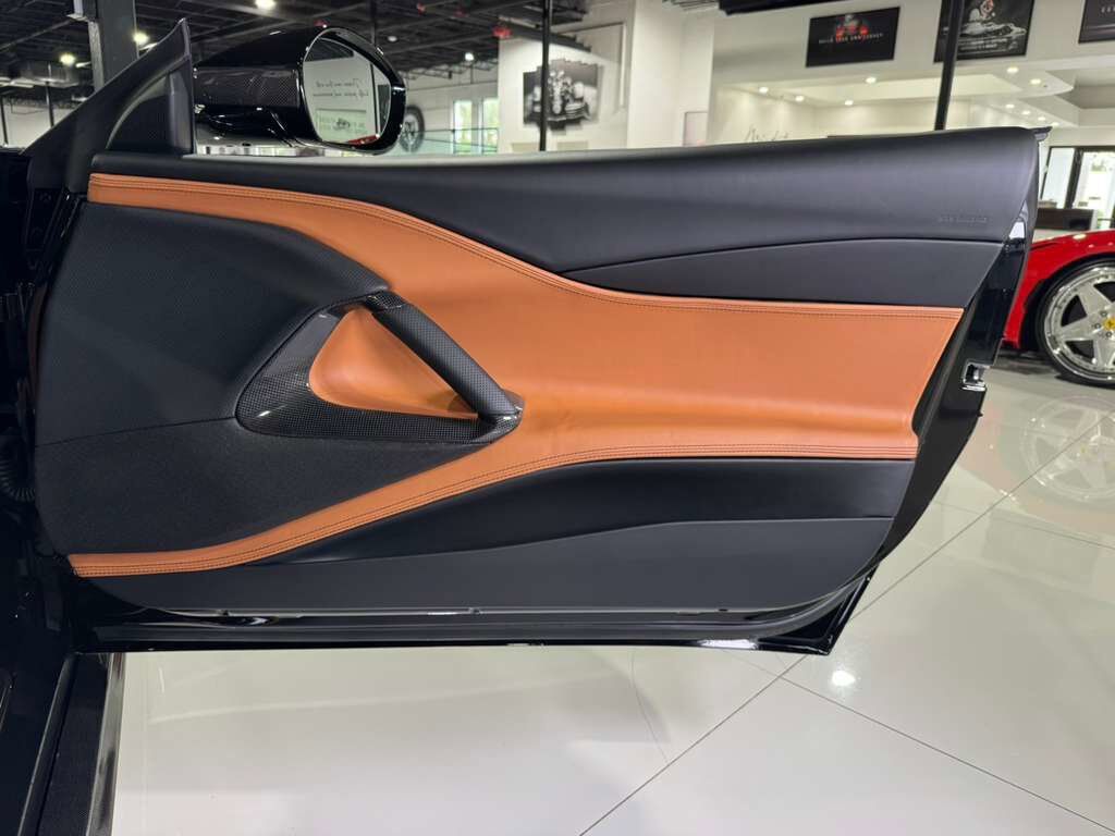 2022 Ferrari 812 GTS Nero B/B paint, Cuoio interior, suspension lifter, forged racing wheels, carbon galore AND MORE!! Fort Lauderdale FL