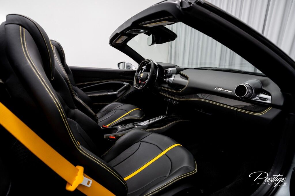 2022 Ferrari F8 Spider North Miami Beach FL