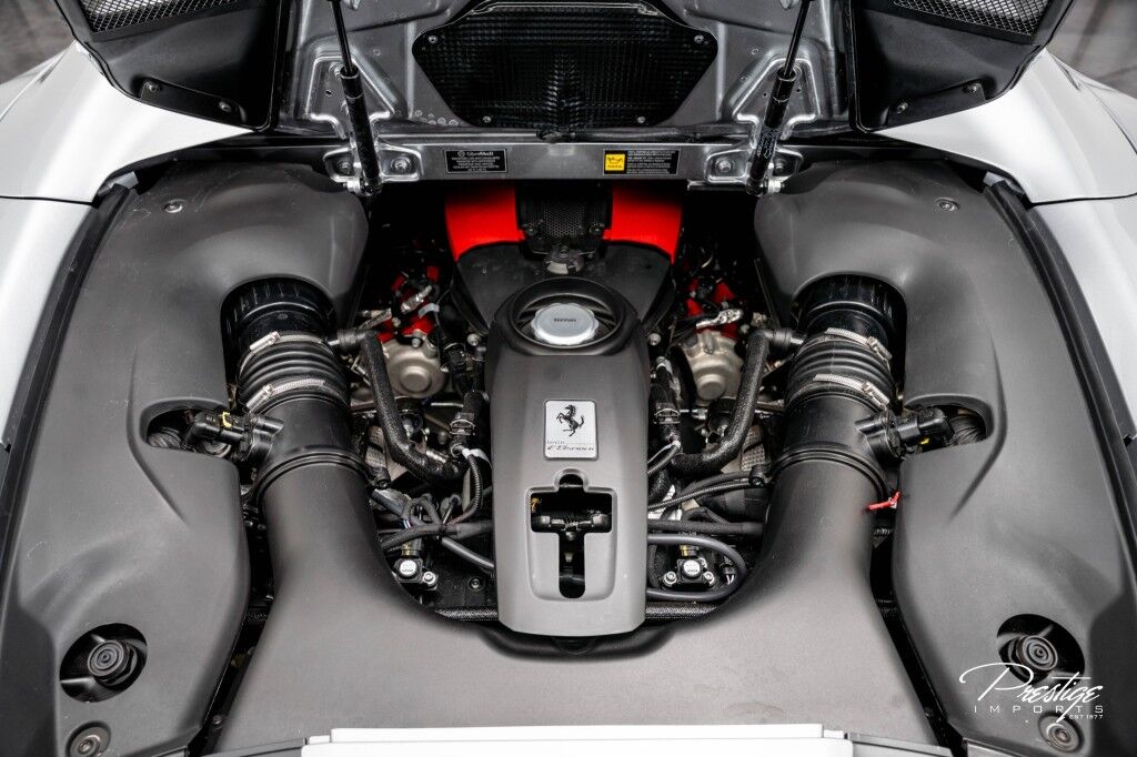 2022 Ferrari F8 Spider North Miami Beach FL